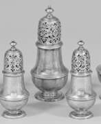 Изделия из металла. Fünf Zuckerstreuer Sterlingsilber. Runde…