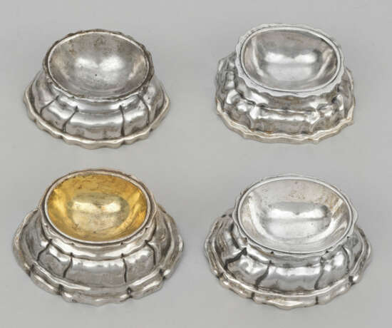 Vier Augsburger Barock-Salieren Silber. … - фото 1