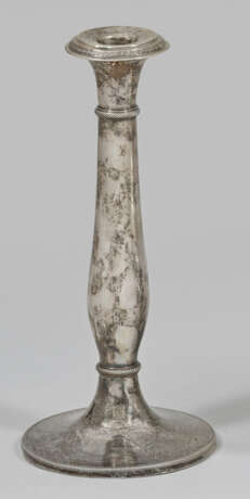 Wiener Biedermeier-Leuchter Silber. Rund… - photo 1