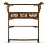 A RARE HUANGHUALI CLOTHES RACK - photo 1
