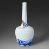 A BLUE AND WHITE AND COPPER-RED-DECORATED `DRAGON` VASE - photo 2
