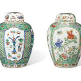 TWO FAMILLE VERTE OVOID JARS AND COVERS - фото 2