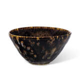 A JIZHOU PAPER-CUT RESIST-DECORATED TEA BOWL - photo 1