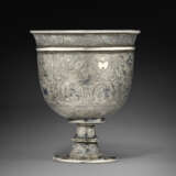 A FINELY ENGRAVED SILVER STEM CUP - photo 2