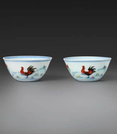 A RARE PAIR OF FINELY DECORATED DOUCAI `CHICKEN` CUPS - photo 1