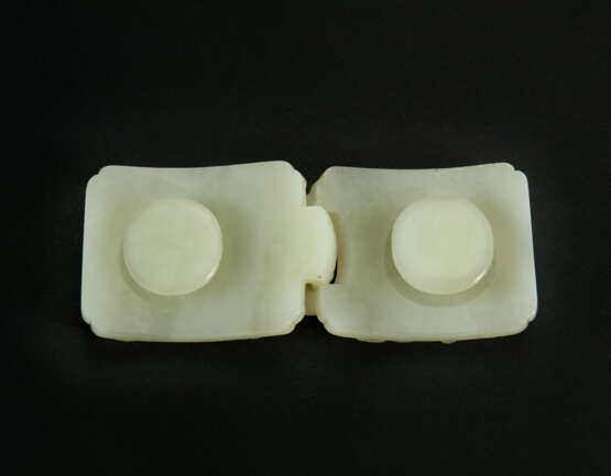 A RARE WHITE JADE `ZODIAC ANIMALS` TWO-PART BELT BUCKLE - photo 3