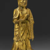 A GILT-BRONZE FIGURE OF KASYAPA - photo 4
