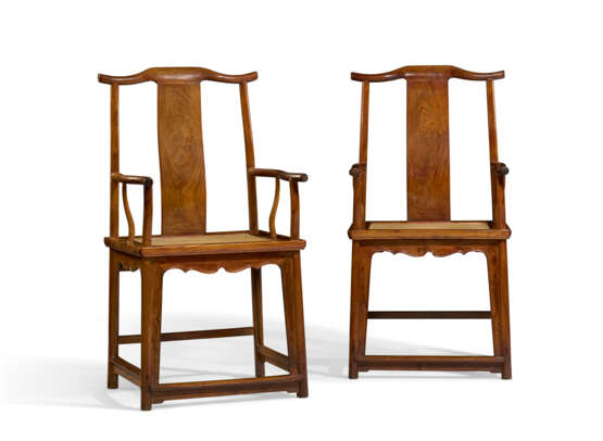 A PAIR OF HUANGHUALI `OFFICIAL`S HAT` ARMCHAIRS - photo 1