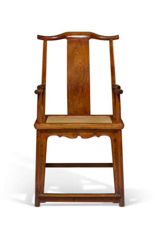 A PAIR OF HUANGHUALI `OFFICIAL`S HAT` ARMCHAIRS - photo 3