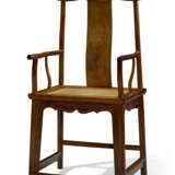 A PAIR OF HUANGHUALI `OFFICIAL`S HAT` ARMCHAIRS - photo 6