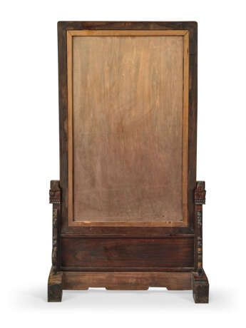 A FAMILLE ROSE `QUAIL` PLAQUE MOUNTED IN A HARDWOOD SCREEN - фото 2