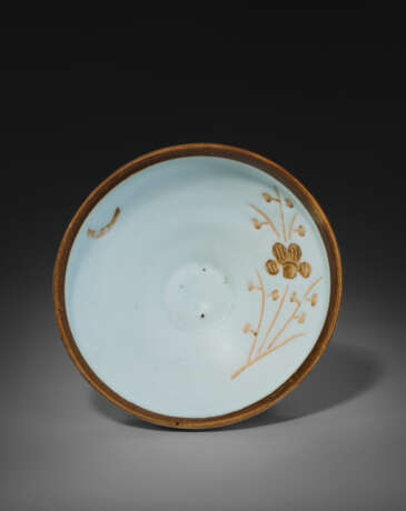 A BAISHE CONICAL `MOON AND PRUNUS` TEA BOWL - фото 1
