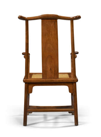 A PAIR OF HUANGHUALI `OFFICIAL`S HAT` ARMCHAIRS - фото 7