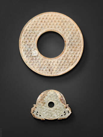 TWO JADE DISCS, BI - photo 2