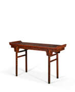 Столы. A POLYCHROME-DECORATED RED LACQUER RECESSED-LEG TABLE