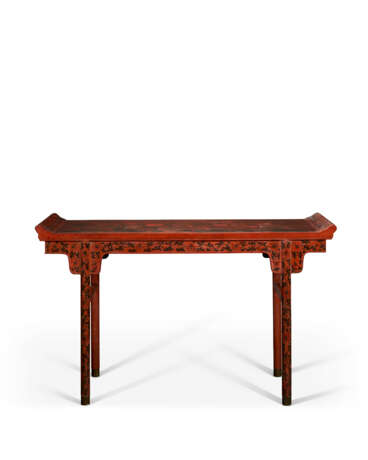 A POLYCHROME-DECORATED RED LACQUER RECESSED-LEG TABLE - photo 2