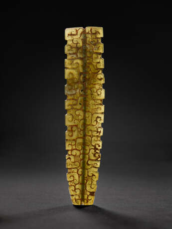 A RARE WELL-CARVED GREYISH-GREEN JADE BEAD - Foto 3