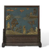 AN IMPERIAL FINELY-CARVED HARDSTONE-INLAID ZITAN TABLE SCREEN - photo 1