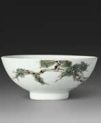 Geschirr und Serveware. A SMALL FAMILLE VERTE BOWL