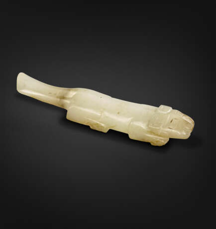 A RARE WHITE JADE TIGER PENDANT - photo 1