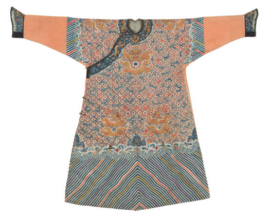 AN EMBROIDERED APRICOT-GROUND ‘DRAGON’ ROBE, LONGPAO - photo 1