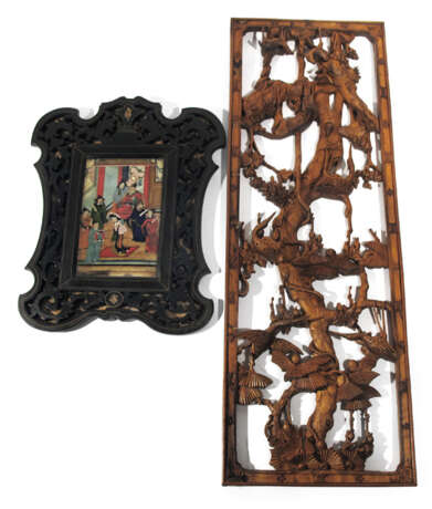 Specksteinbild mit figürlicher Szene und Reliefschnitzerei mit Kranichen und Rehen - Foto 1