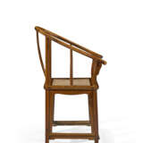 A PAIR OF HUANGHUALI HORSESHOE-BACK ARMCHAIRS - photo 3