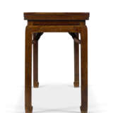 A VERY RARE HUANGHUALI CORNER-LEG TABLE - photo 3