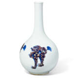 A COPPER-RED AND UNDERGLAZE BLUE-DECORATED `MYTHICAL BEAST` BOTTLE VASE - фото 1
