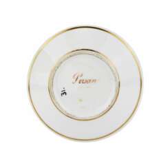 Soucoupe en porcelaine russe des manufactures privees des annees 1820. Persan (persan). 