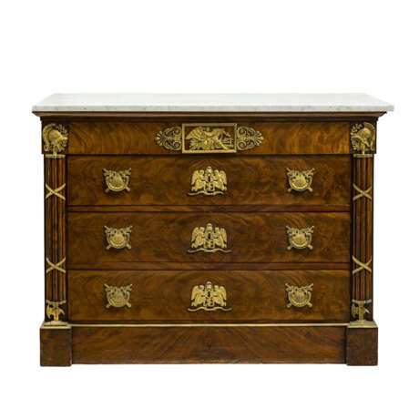 A commode - фото 2