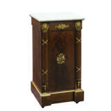 A bedside table - фото 1