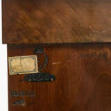 A bedside table - фото 3