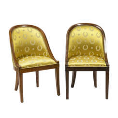 A pair of fauteuils en gondole