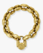 Bijoux de main. A bracelet with lock and lock of hair