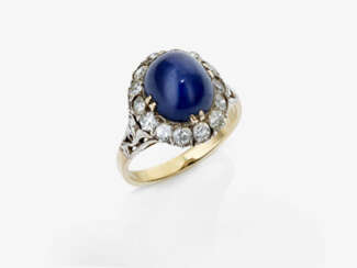 Ring mit Saphir und Altschliffbrillanten