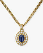 Колье и цепочки. Delicate curb chain with pendant featuring sapphire and diamonds