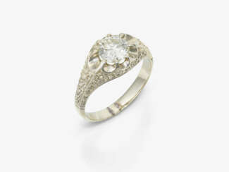 Ring mit großem Brillant