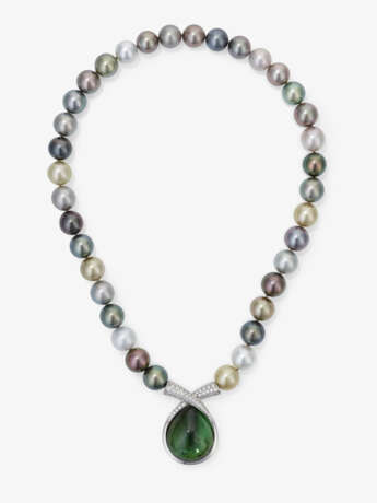 A Tahitian cultured pearl necklace with clasp with a large tourmaline and brilliant-cut diamonds - photo 2