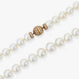 Südsee-Zuchtperlenkette mit Goldkugelschließe mit Diamanten - Foto 1