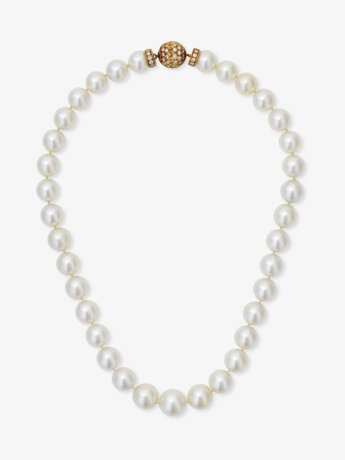 Südsee-Zuchtperlenkette mit Goldkugelschließe mit Diamanten - Foto 2