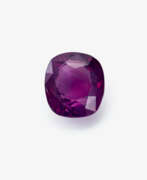 Ювелирные изделия. A rare 5-carat natural ruby from Madagascar