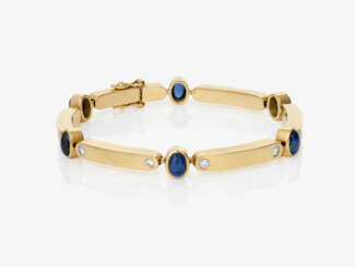 A bracelet with sapphires and brilliant-cut diamonds