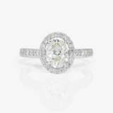 An elegant entourage-like diamond ring - photo 2