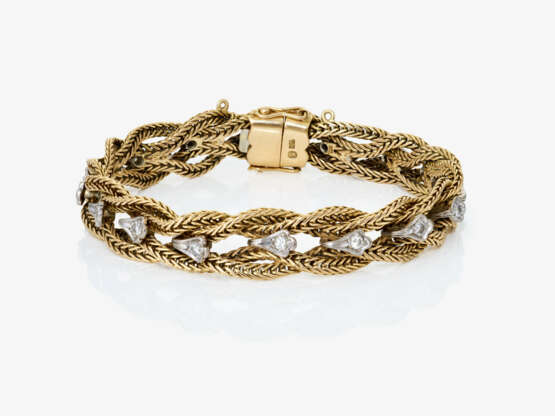 Bracelet with small diamonds - фото 1