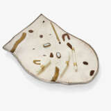 A brooch - photo 2