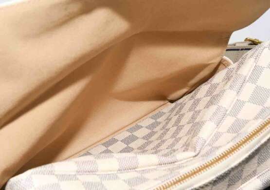 Louis Vuitton, Tasche "Naviglio" - photo 17