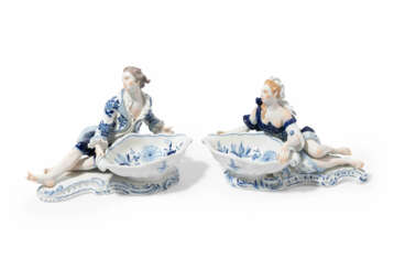 Meissen, 1 Paar figürliche Gewürzschalen "Zwiebelmuster"