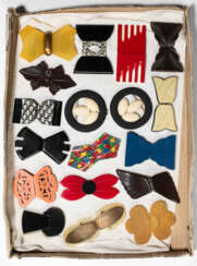 Lot: Musterkollektion "Trauerschmuck und Schliessen"