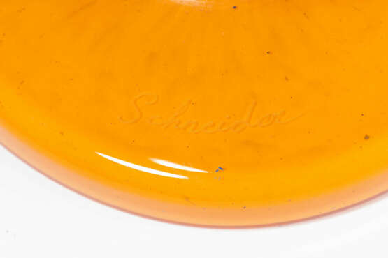Verreries Schneider, Vase - photo 2